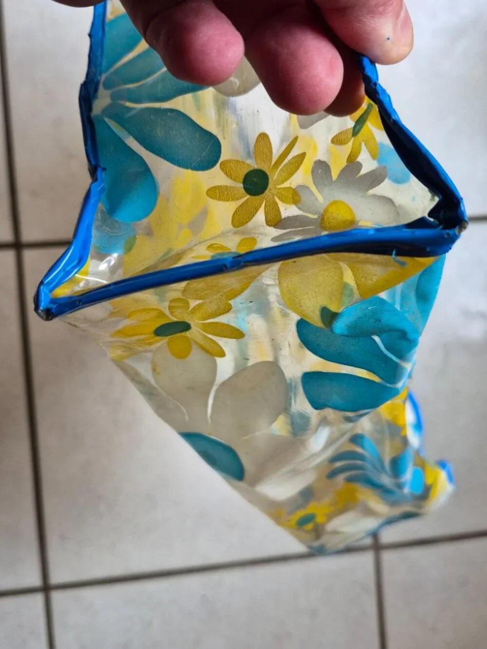 Vintage 1970s Plastic Flowered Tote Bag